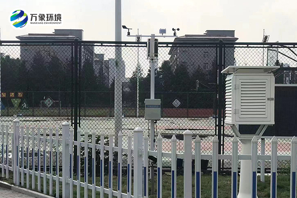 學校氣象站
